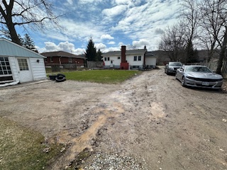 251 King St E, Stoney Creek