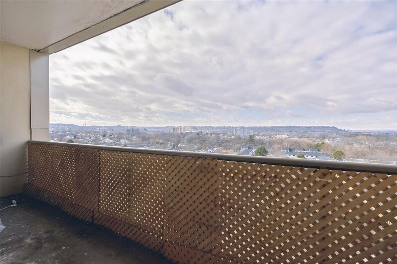 #1004-15 Nicklaus Dr.