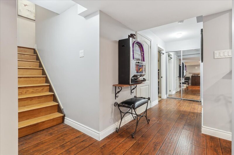 222 Eagleglen Way