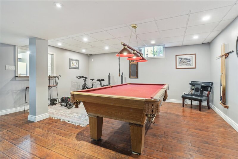 222 Eagleglen Way
