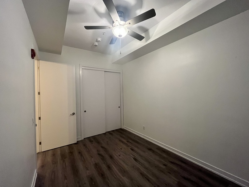#616 - 10 Esplanade Lane