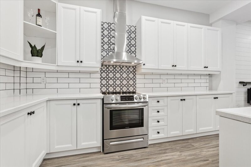 #2-800 Beach Blvd, Hamilton