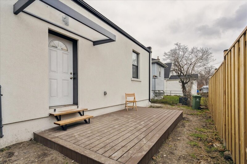 #2-800 Beach Blvd, Hamilton