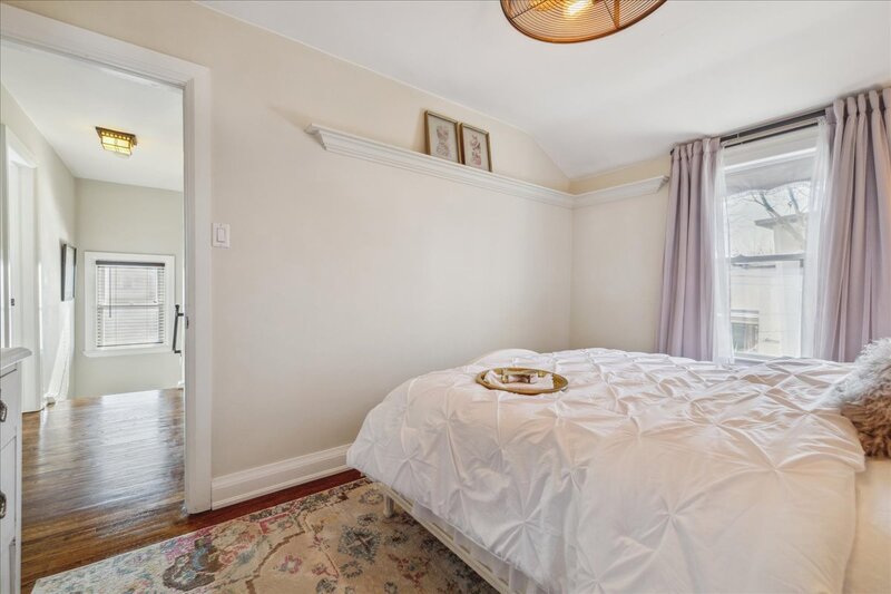 1 Alpine Ave, Hamilton