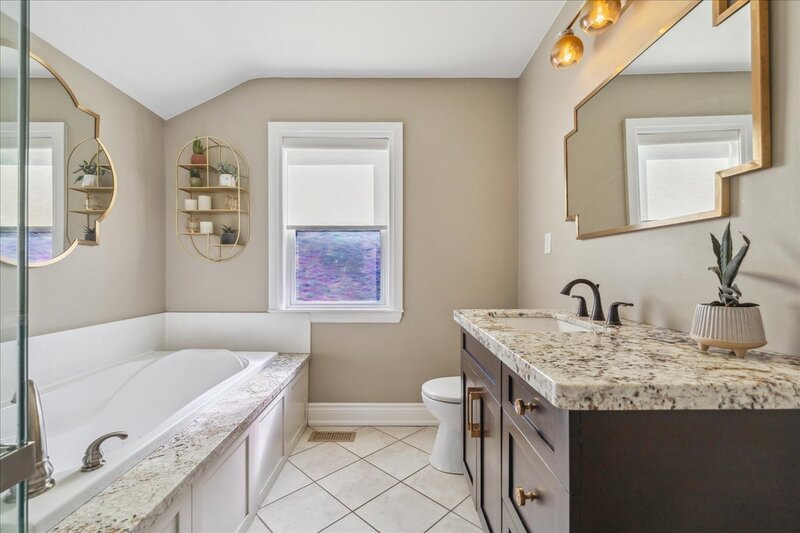 1 Alpine Ave, Hamilton