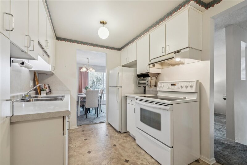 4 Glengrove Ave, Grimsby