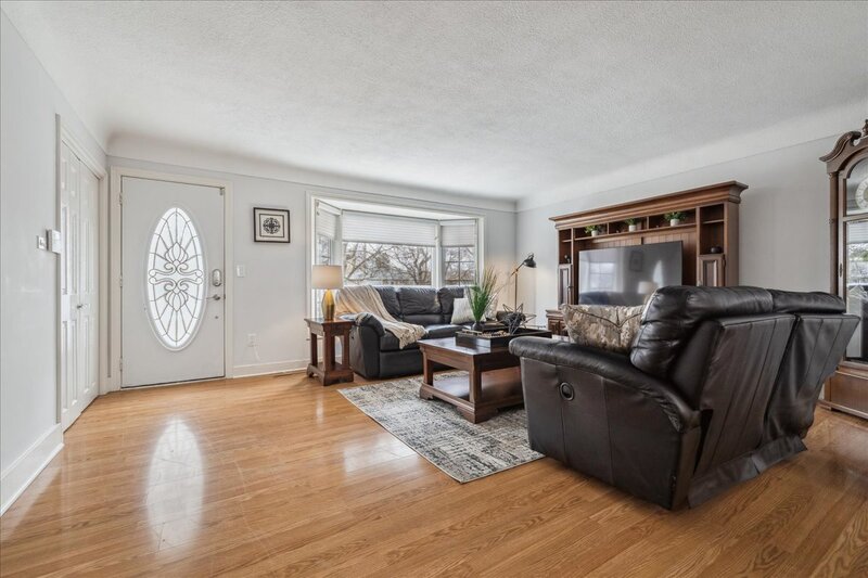 5 Juliana Cres, St. Catharines