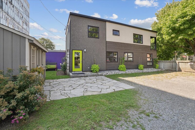 65 Queen St. Catharines 