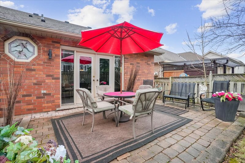 73 Colonial Cres.
