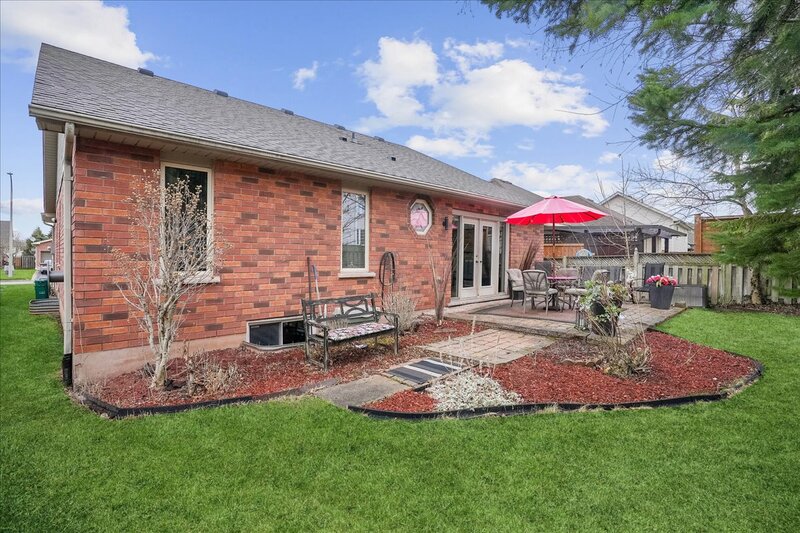 73 Colonial Cres.