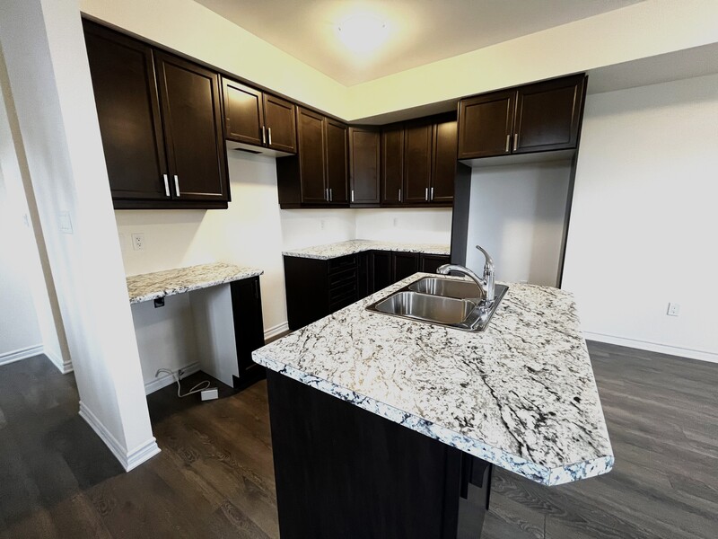 #40-305 Garner Rd W, Ancaster