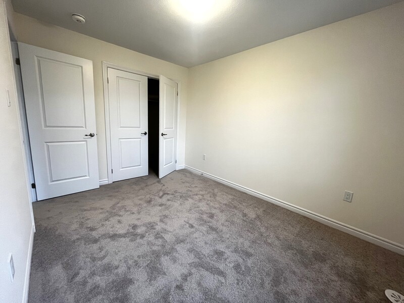 #40-305 Garner Rd W, Ancaster