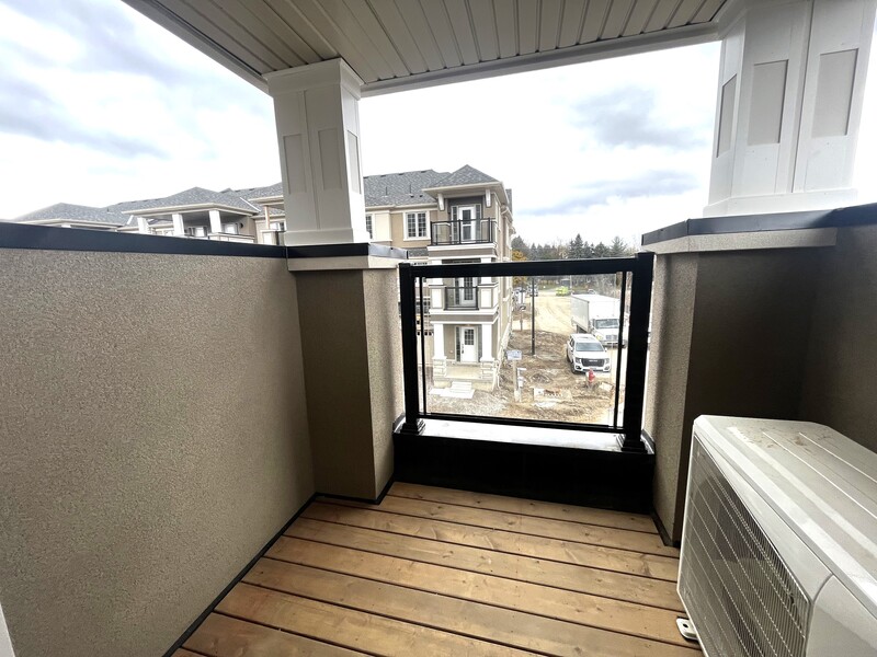 #40-305 Garner Rd W, Ancaster