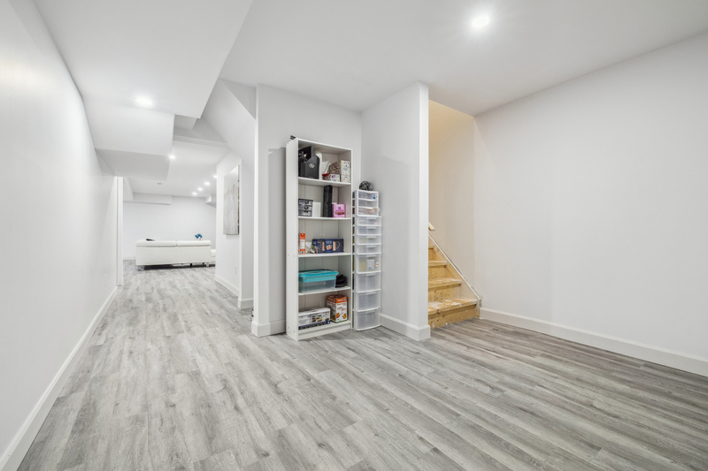 18 South Coast Cir