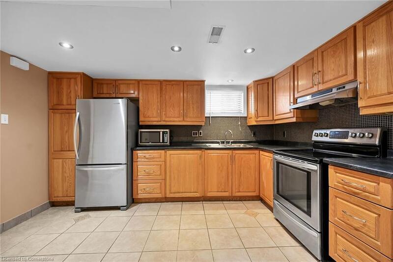221B Gray Rd, Stoney Creek