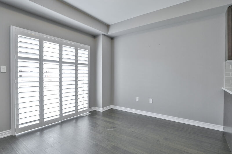 16 Zinfandel Dr, Stoney Creek