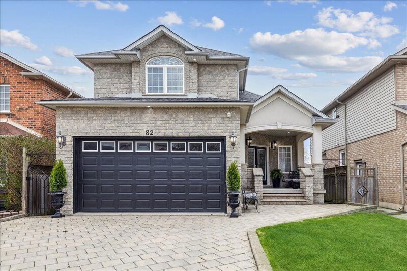 15 Purdy Cres.