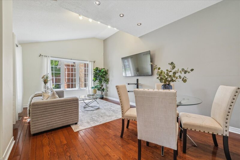 #16-100 Beddoe Dr, Hamilton