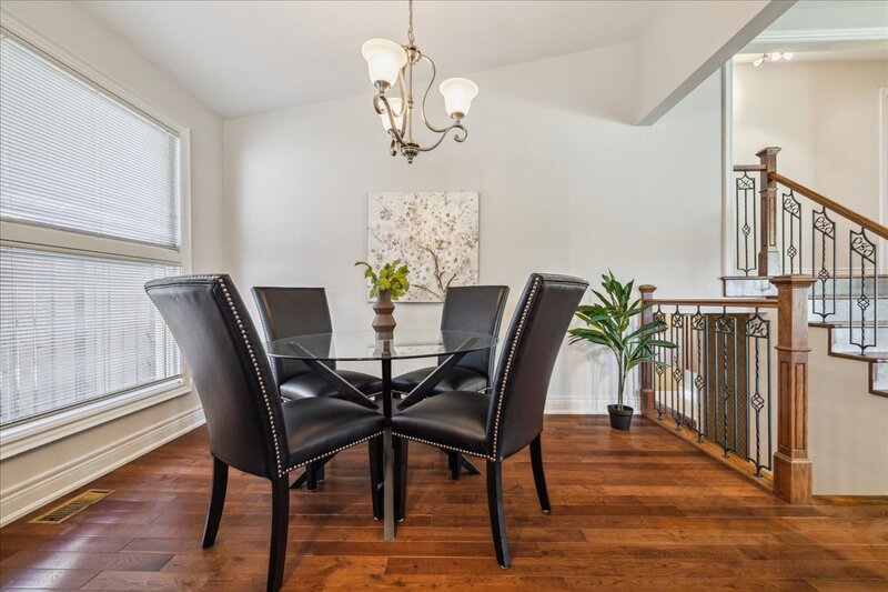 108 Nash Rd S, Hamilton