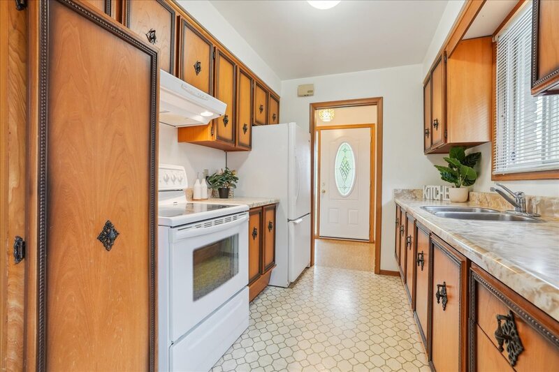 122 Glen Castle Dr, Hamilton