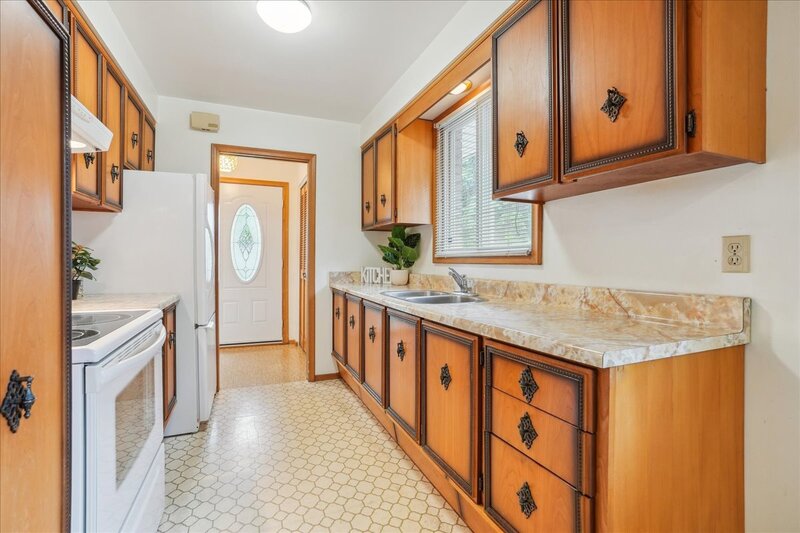 122 Glen Castle Dr, Hamilton