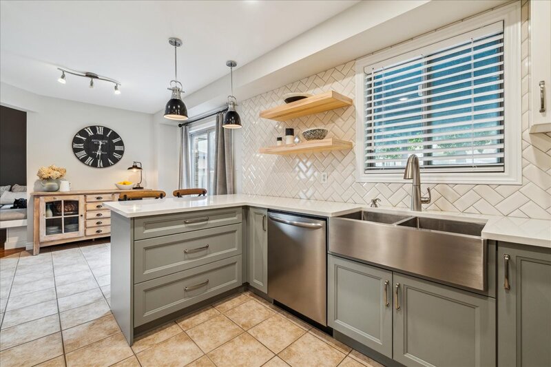 51 Napa Ln, Stoney Creek
