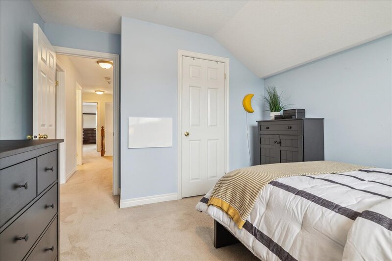 51 Napa Ln, Stoney Creek