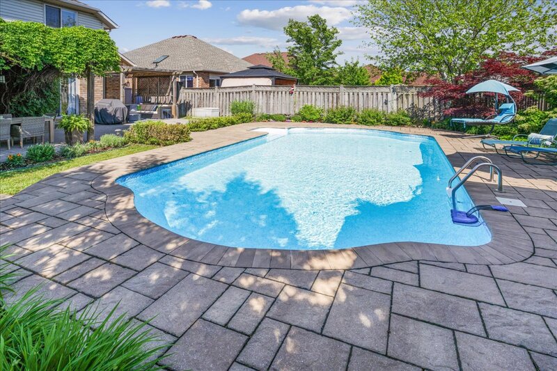 51 Napa Ln, Stoney Creek
