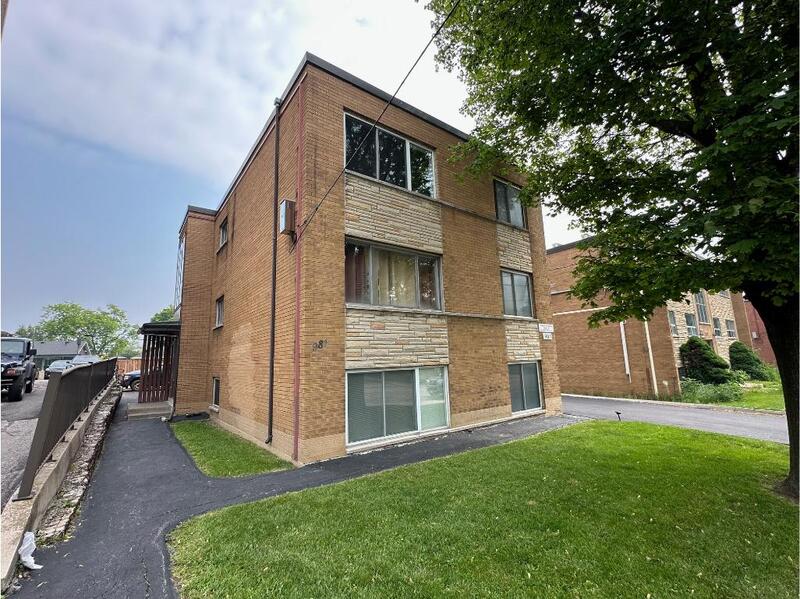 981 Mohawk Rd E, Hamilton