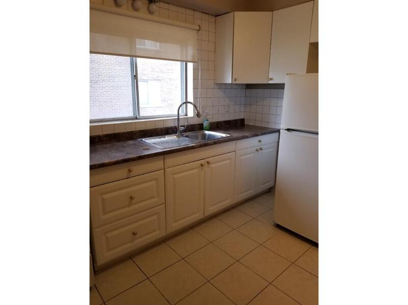 981 Mohawk Rd E, Hamilton