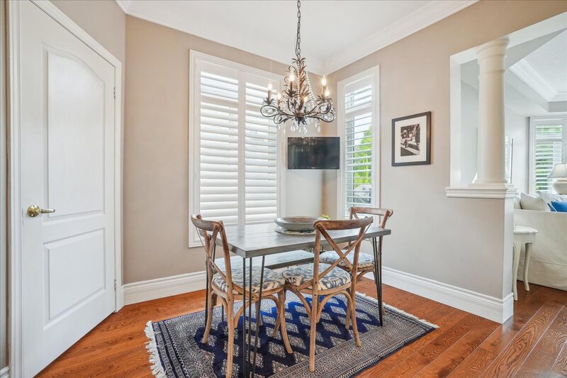 2328 Woodfield Rd, Oakville