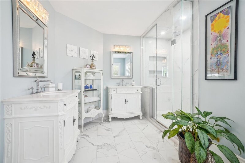 2328 Woodfield Rd, Oakville