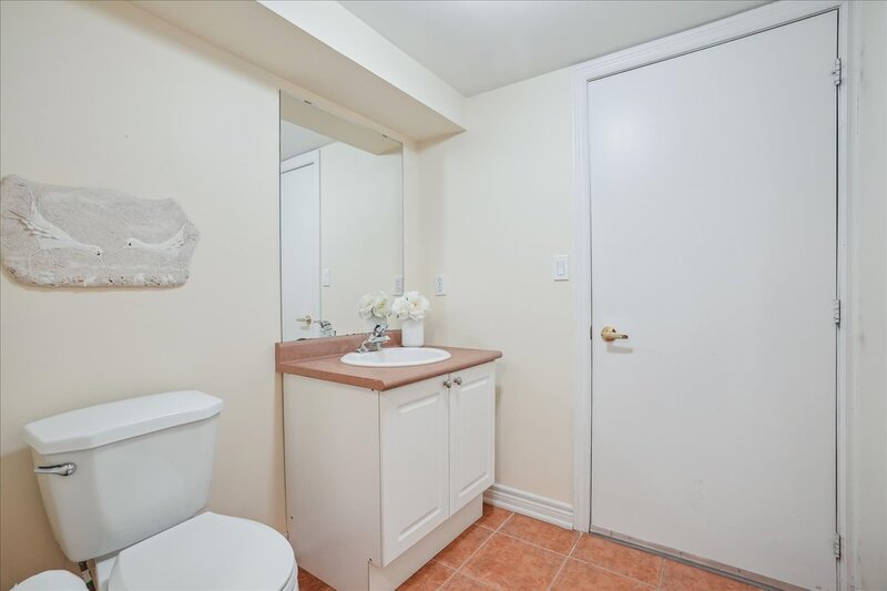 2328 Woodfield Rd, Oakville