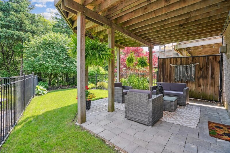 2328 Woodfield Rd, Oakville