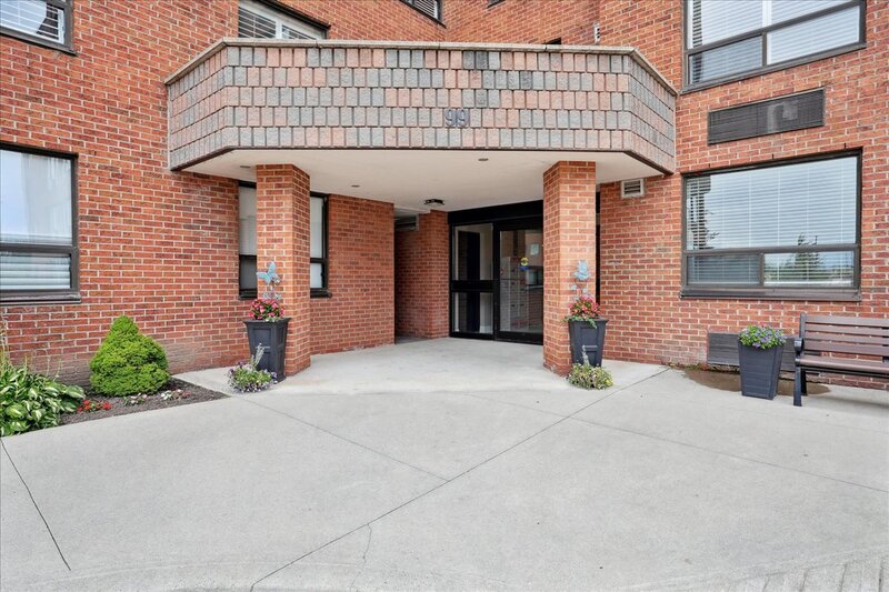 #602-99 Donn Ave.