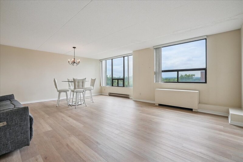 #602-99 Donn Ave.