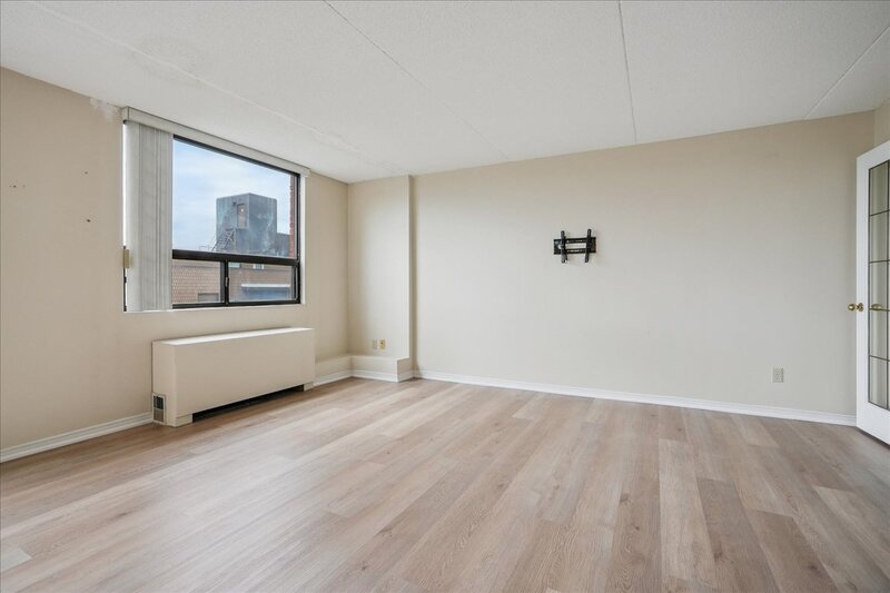 #602-99 Donn Ave.