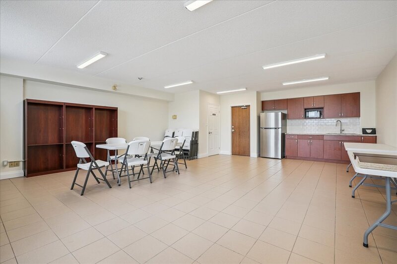 #602-99 Donn Ave.