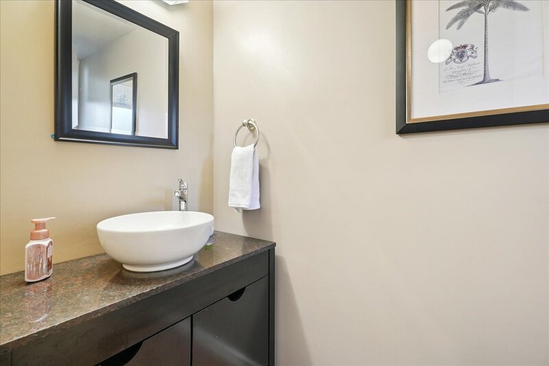 16 Stella Crt, Hamilton