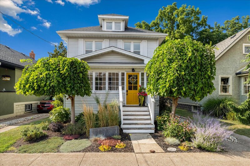 108 Nash Rd S, Hamilton