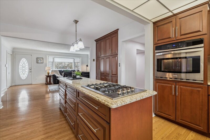 5 Juliana Cres, St. Catharines