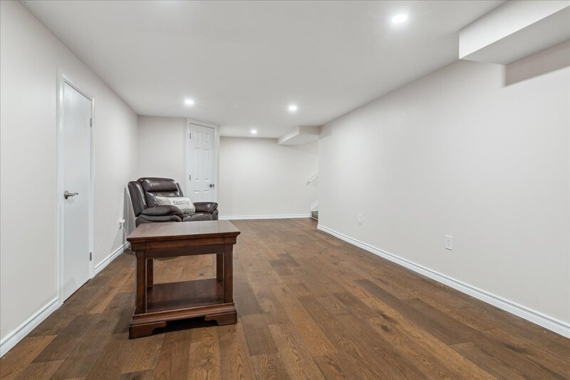 5 Juliana Cres, St. Catharines
