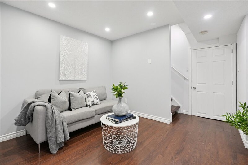 815 Stark Cir, Milton ON