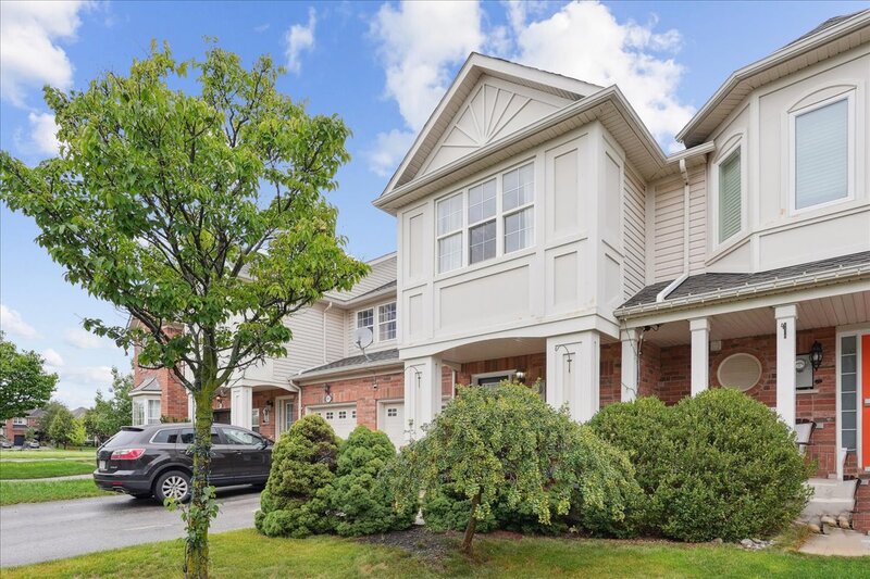 815 Stark Cir, Milton ON