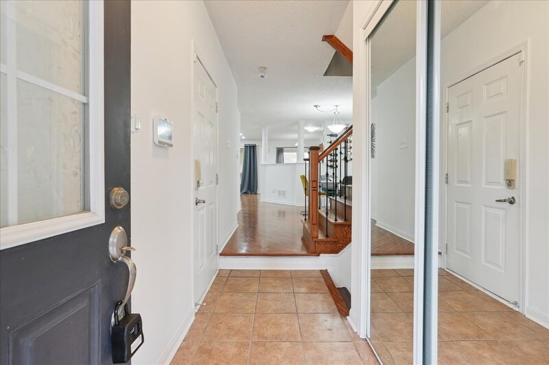 815 Stark Cir, Milton ON