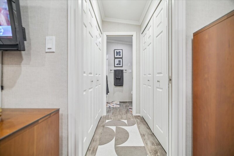4449 Milburough Line, Burlington