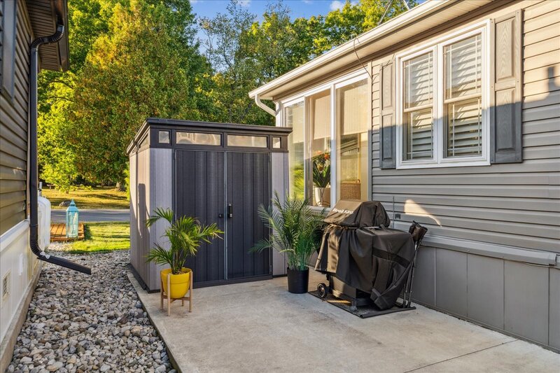 4449 Milburough Line, Burlington