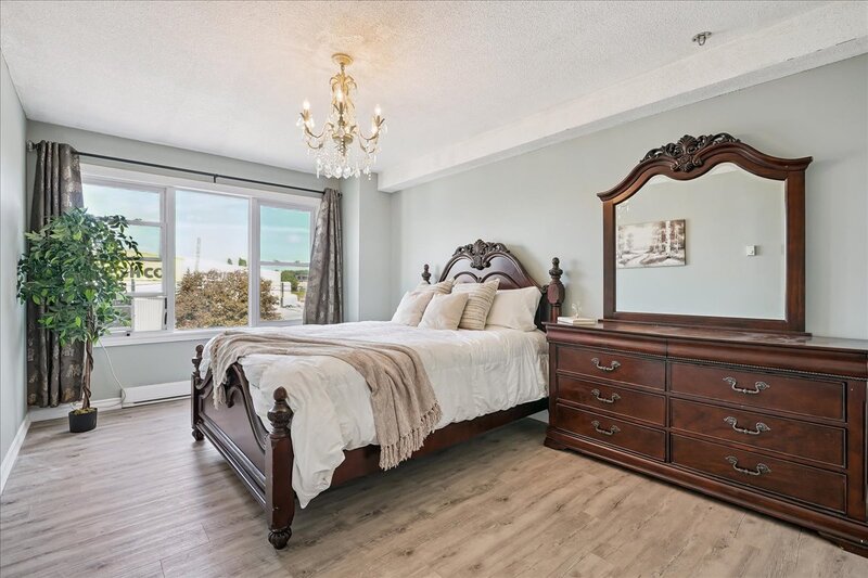 #7-912 Rymal Rd E, Hamilton