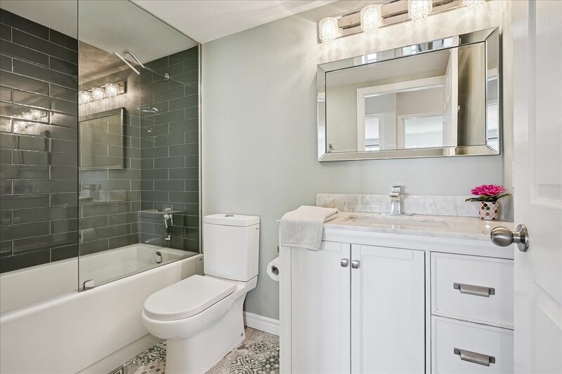 #7-912 Rymal Rd E, Hamilton