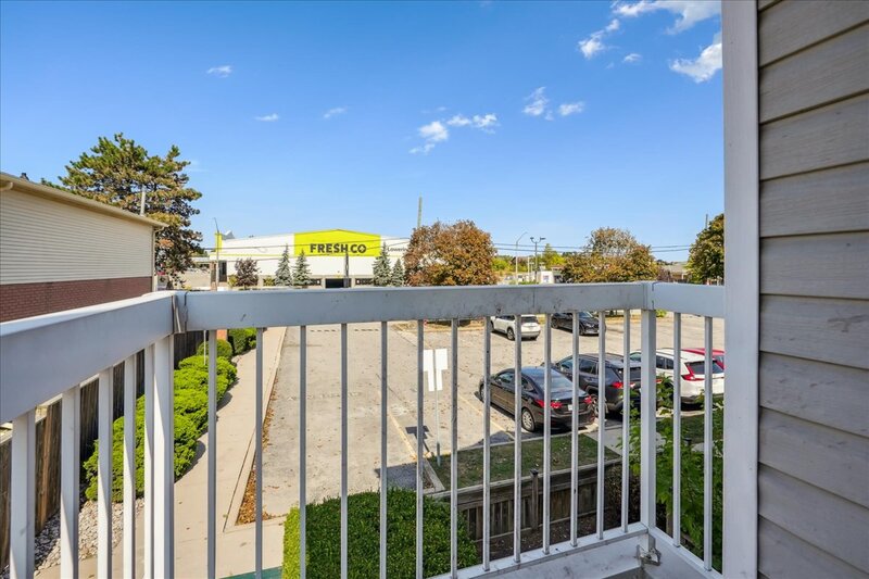 #7-912 Rymal Rd E, Hamilton